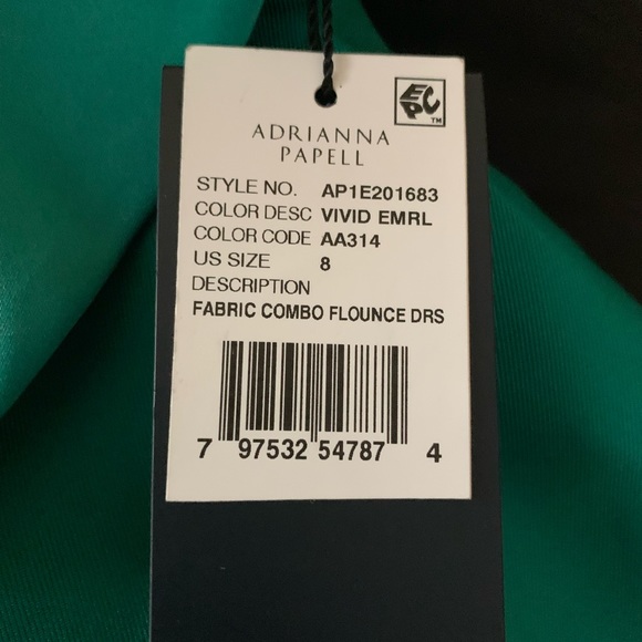 Vivid Emerald green dress by Adrienne Papell size 8 - Picture 5 of 6